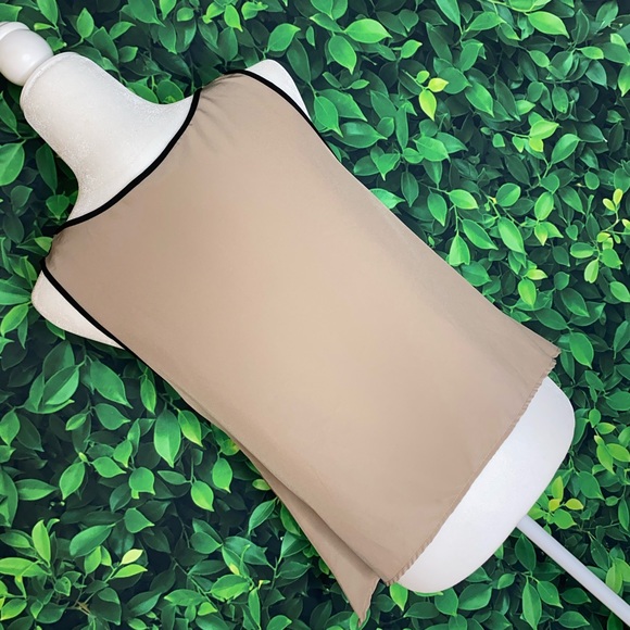 SEQUIN SKULL & CROSSBONES SIDE HIGH-LOW LOOSE TANK TOP · SIZE L - Picture 8 of 9